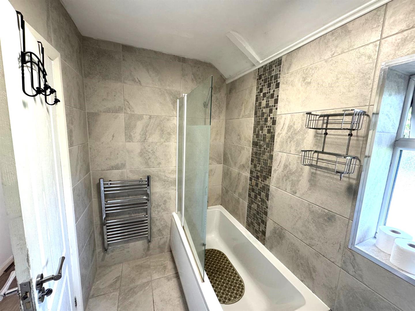 Bathroom Cont